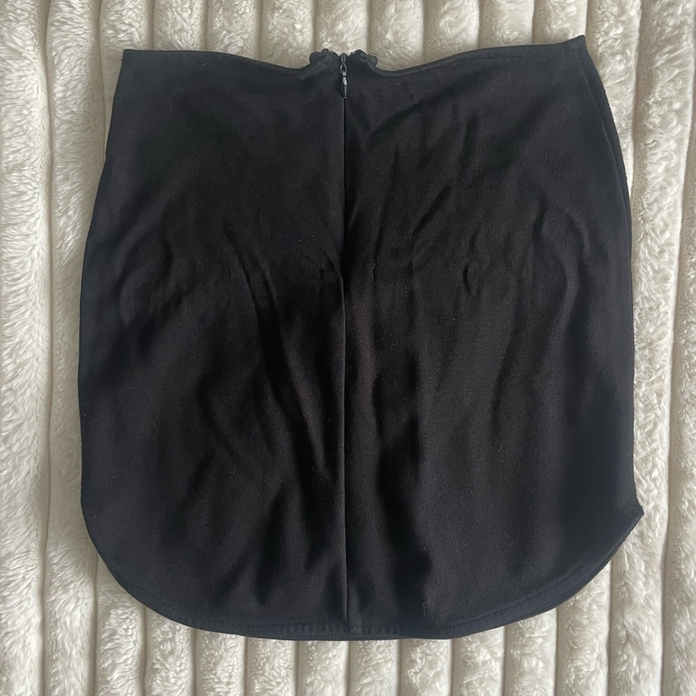 Black mini skirt